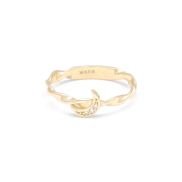 Anillo estilizado motivo luna con circonias en oro amarillo 14 kilates.