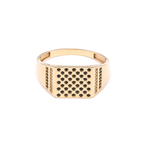 Anillo tipo sello con sintéticos en oro amarillo 14 kilates.