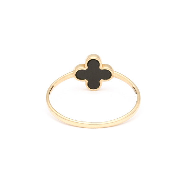 Anillo liso motivo flor con sintético en oro amarillo 14 kilates.