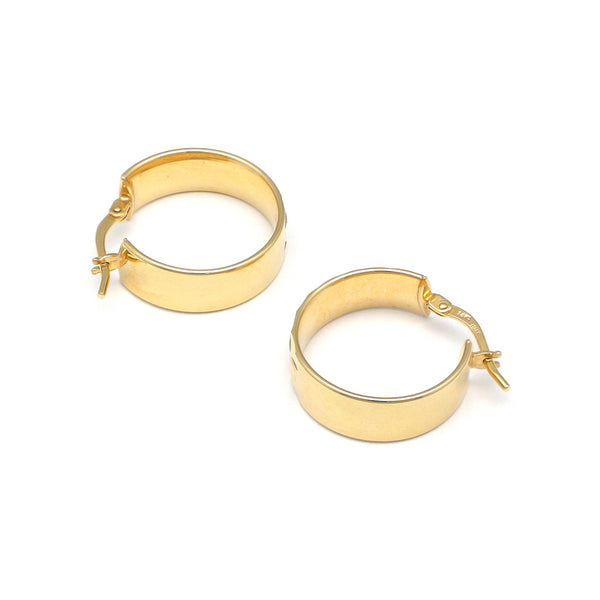 Arracadas facetadas en oro amarillo 14 kilates.