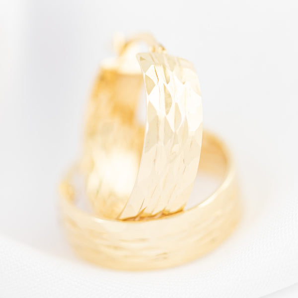 Arracadas facetadas en oro amarillo 14 kilates.