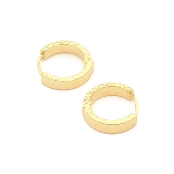 Arracadas facetadas en oro amarillo 14 kilates.