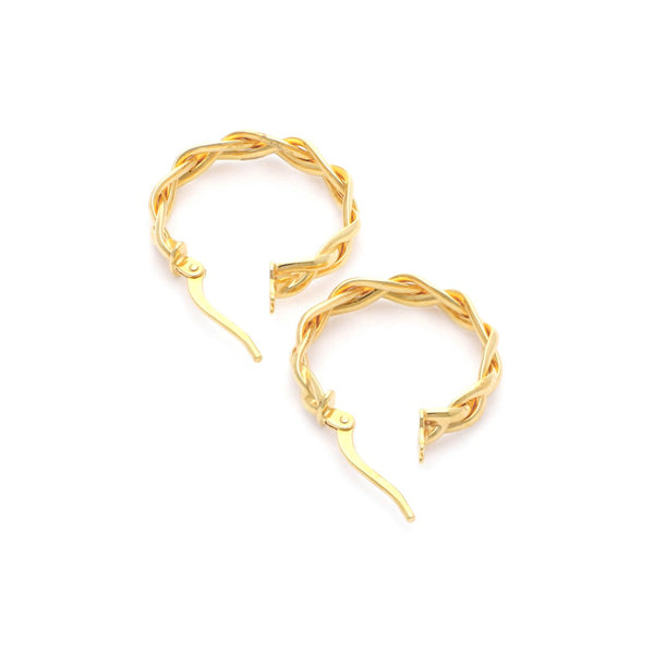 Arracadas trenzadas en oro amarillo 14 kilates.