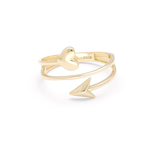 Anillo diseño especial motivo flecha en oro amarillo 14 kilates.