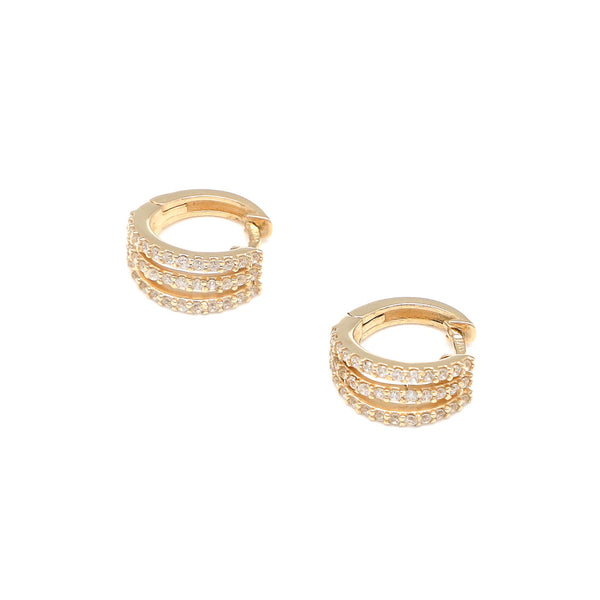 Arracadas diseño especial con circonias en oro amarillo 14 kilates.