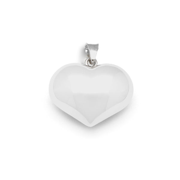 Dije hueco motivo corazón en oro blanco 14 kilates.