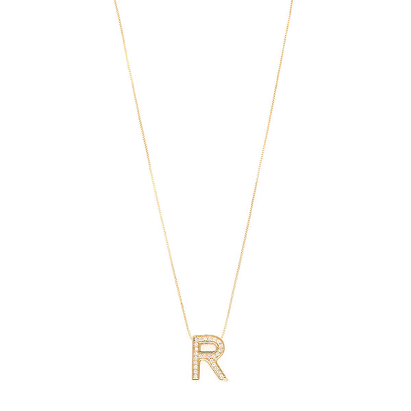 Gargantilla eslabón cuadrado cruzado con dije diseño especial motivo letra R y circonias en oro amarillo 14 kilates.