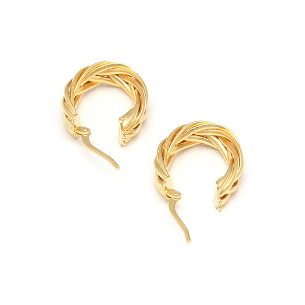 Arracadas trenzadas en oro amarillo 14 kilates.
