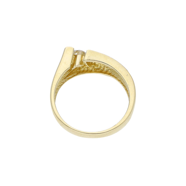 Anillo de compromiso con sintético en oro amarillo 14 kilates.