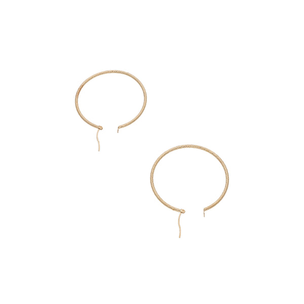 Arracadas facetadas en oro amarillo 14 kilates.