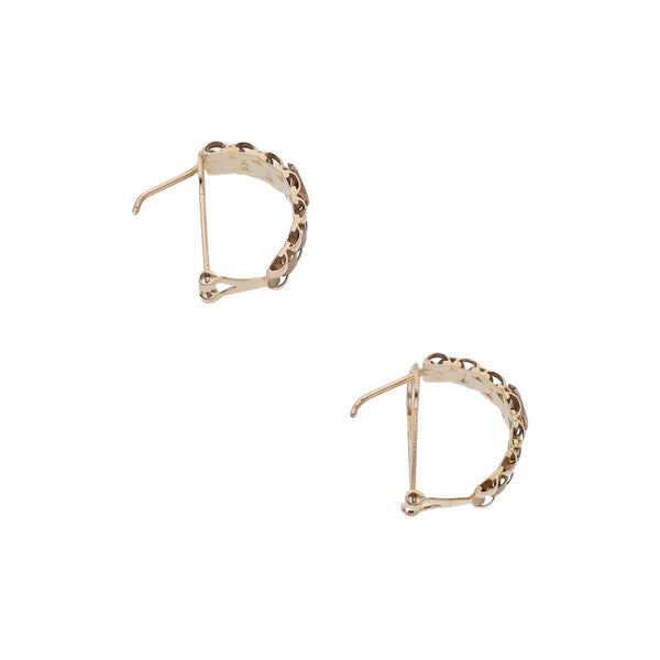Aretes estriados con aplicación motivo corona en oro amarillo 14 kilates.