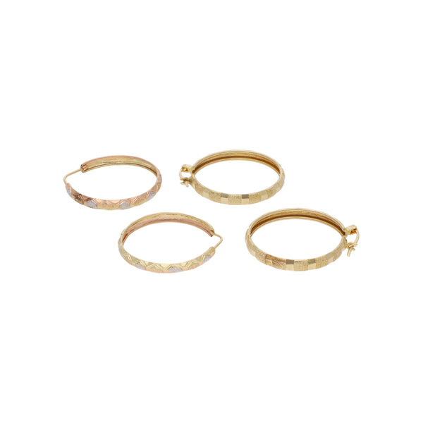 Dos arracadas laminadas en oro tres tonos 14 kilates.
