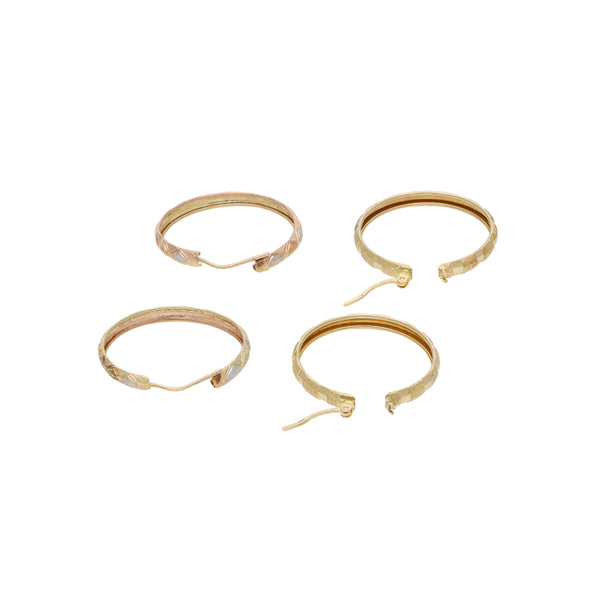 Dos arracadas laminadas en oro tres tonos 14 kilates.