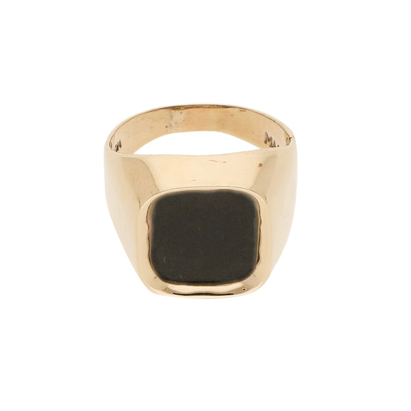 Anillo tipo sello con sintético en oro amarillo 14 kilates.