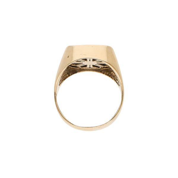 Anillo tipo sello con sintético en oro amarillo 14 kilates.
