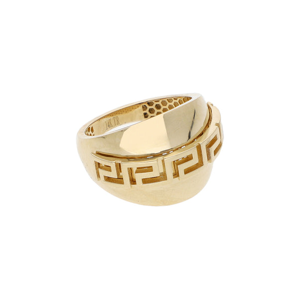Anillo diseño especial con aplicación motivo grecas en oro amarillo 14 kilates.