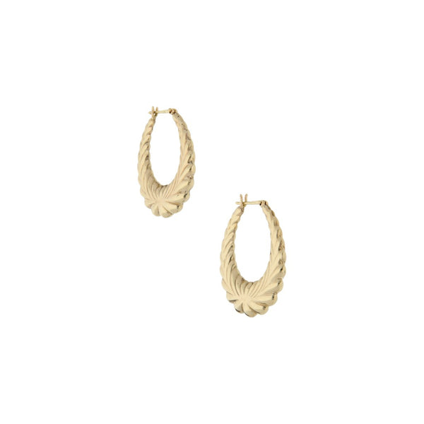 Arracadas huecas en oro amarillo 14 kilates.