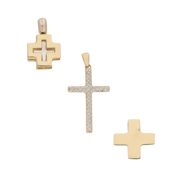 Tres cruces diseño especial con diamantes en oro dos tonos 14 kilates.