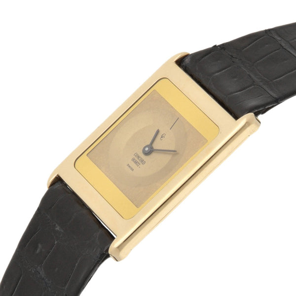 Reloj Concord para dama modelo Delirium caja en oro amarillo 18 kilates.
