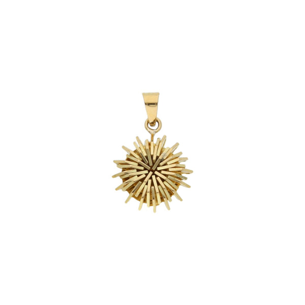 Dije diseño especial en oro amarillo 18 kilates.