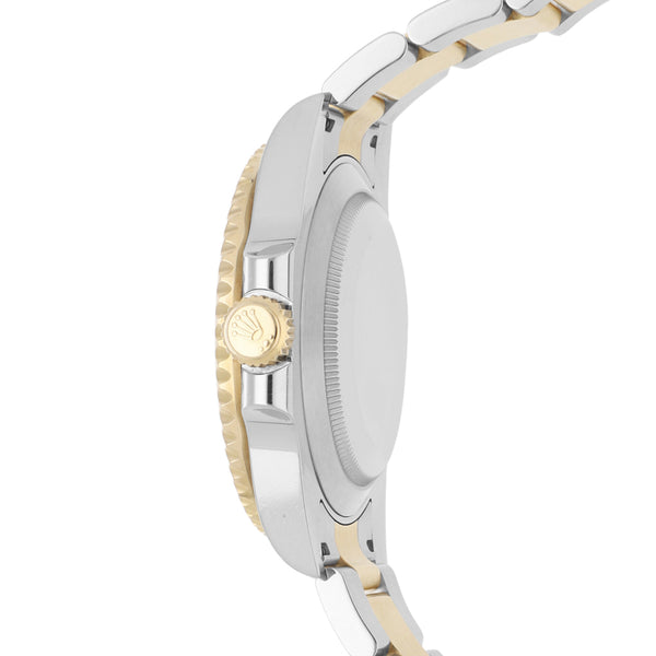 Reloj Rolex para caballero modelo Oyster Perpetual Date Submariner vistas oro 18 kilates.