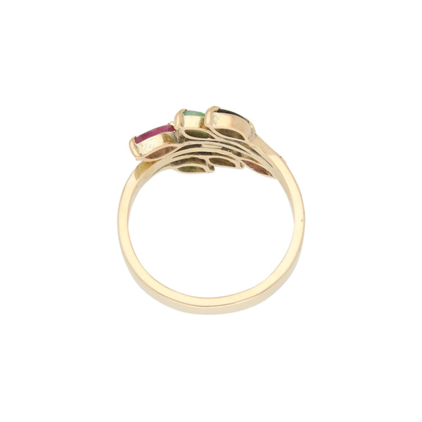 Anillo diseño especial con esmeraldas, rubíes y zafiros en oro amarillo 14 kilates.