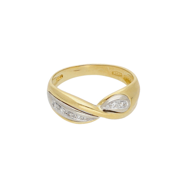 Anillo diseño especial con diamantes en oro dos tonos 18 kilates.