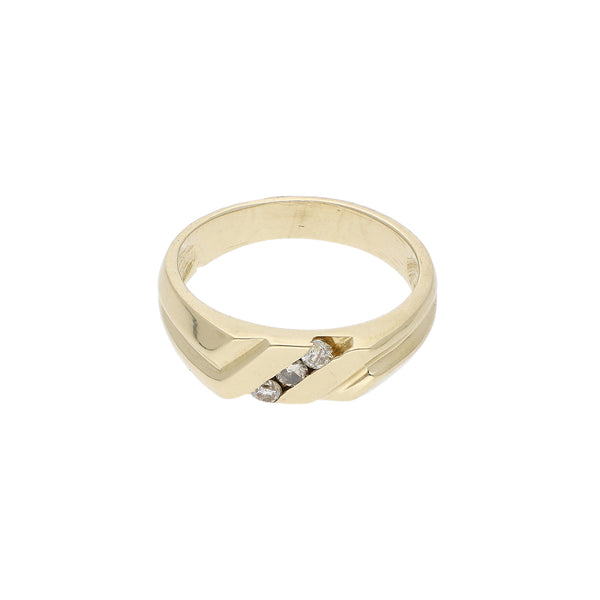 Anillo estriado con diamantes en oro amarillo 14 kilates.