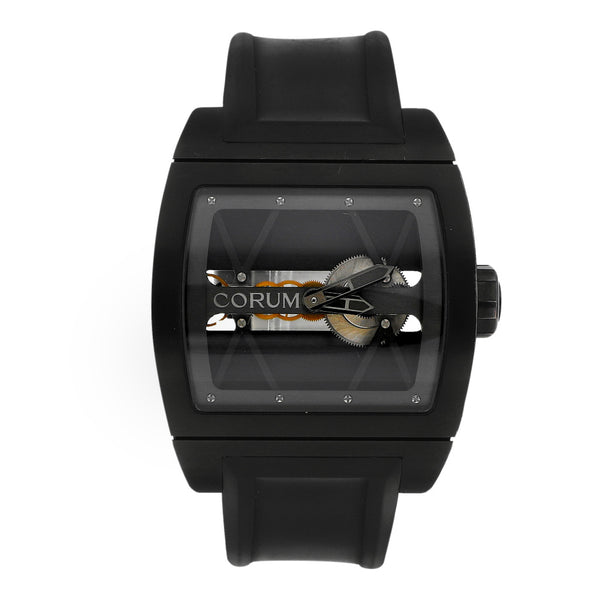 Reloj Corum para caballero modelo Ti-Bridge.