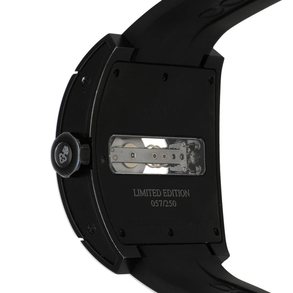 Reloj Corum para caballero modelo Ti-Bridge.