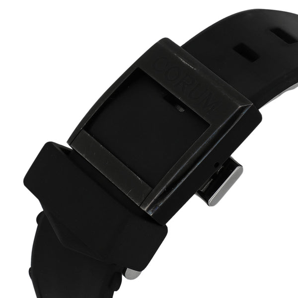 Reloj Corum para caballero modelo Ti-Bridge.
