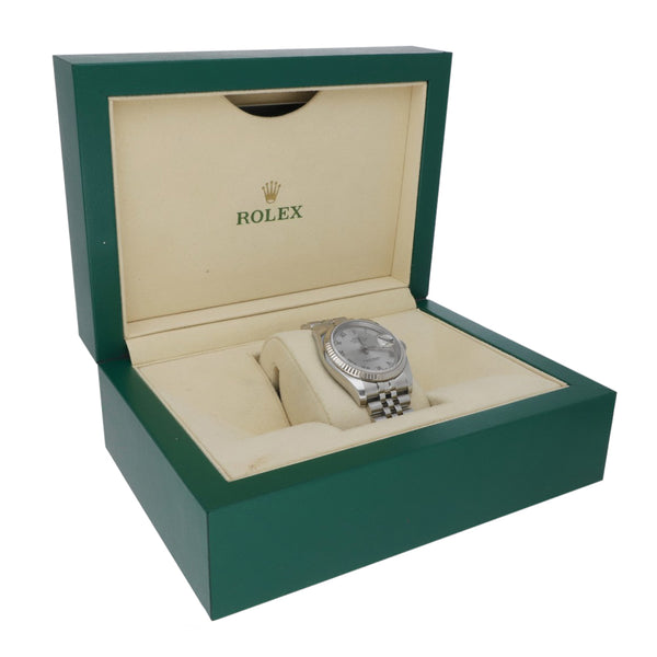 Reloj Rolex para caballero modelo Oyster Perpetual Date Just vistas en oro blanco 18 kilates.