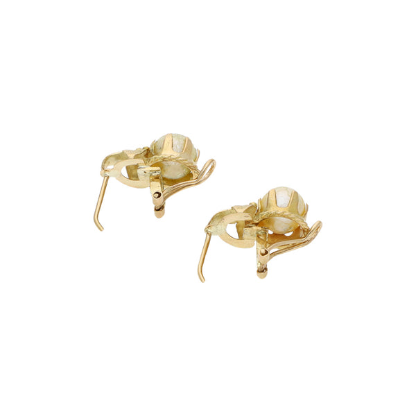 Juego de Anillo y aretes diseño especial con perlas en oro dos tonos 16 kilates.