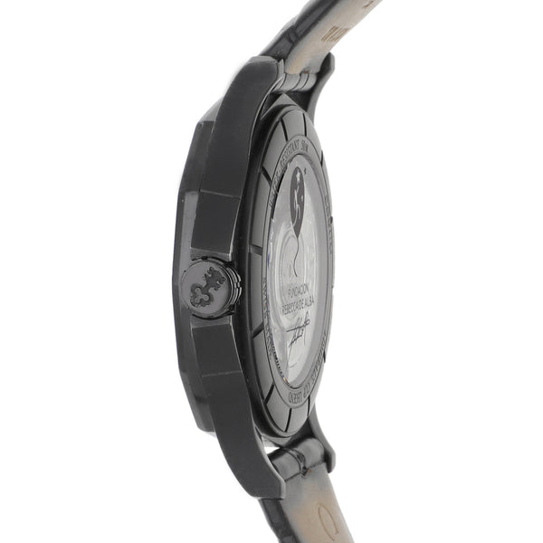Reloj Corum para dama modelo Legend edición Fundación Rebbeca de Alba.