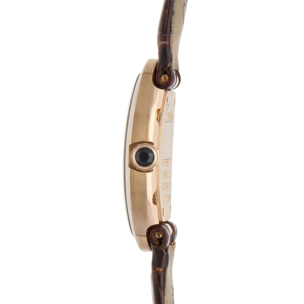 Reloj Cartier para dama modelo Baignoire caja y broche en oro rosa 18 kilates.