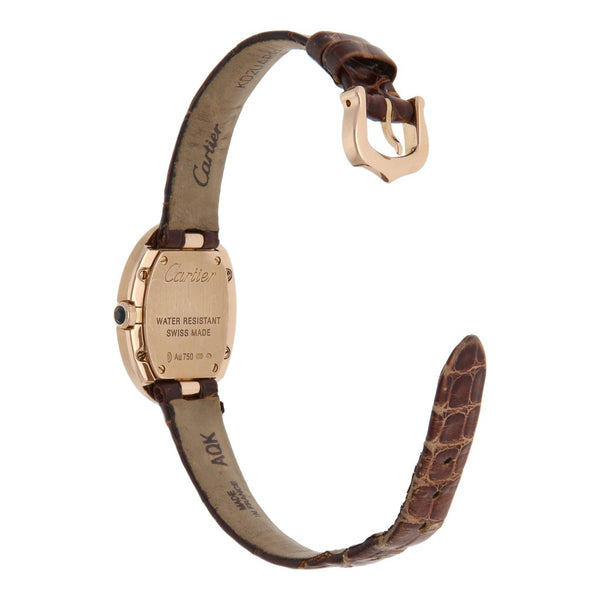 Reloj Cartier para dama modelo Baignoire caja y broche en oro rosa 18 kilates.