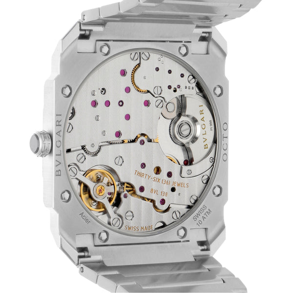 Reloj Bvlgari para caballero modelo Octo Finissimo.