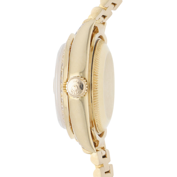 Reloj Rolex para dama modelo Oyster Perpetual DateJust en oro amarillo 18 kilates.