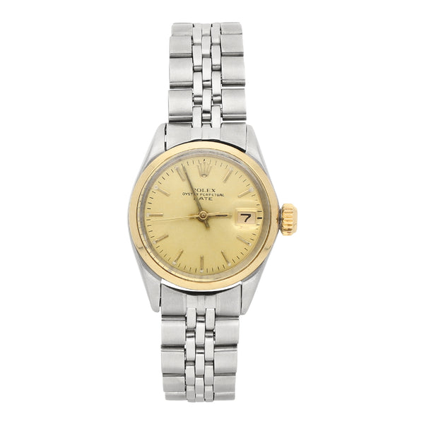 Reloj Rolex para dama modelo Oyster Perpetual Date vistas oro amarillo 14 kilates.