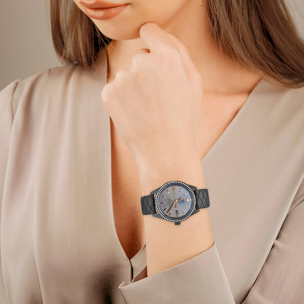 Reloj Tag Heuer para dama modelo Carrera.