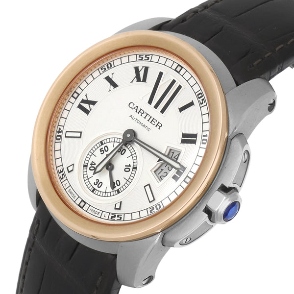 Reloj Cartier para caballero modelo Calibre de Cartier con vistas en oro rosa 18 kilates.
