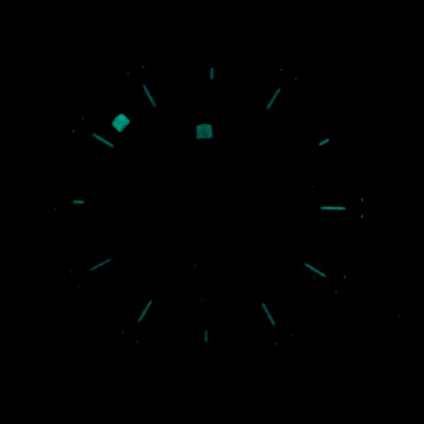 Reloj Corum para caballero modelo Admiral's Cup AC-One Tide.