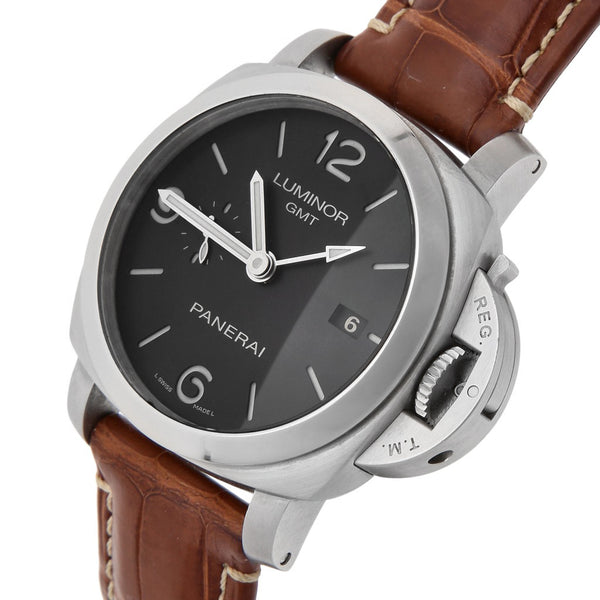 Reloj Panerai para caballero modelo Luminor.