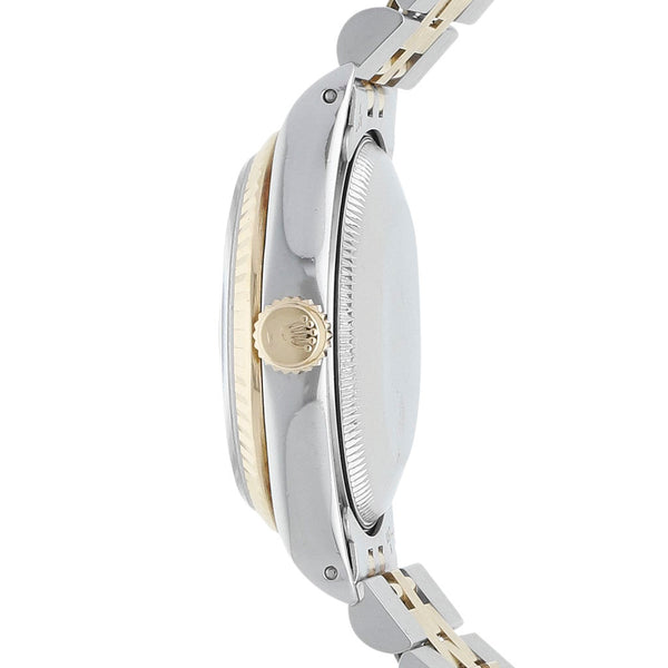Reloj Rolex para dama modelo Oyster Perpetual DateJust vistas en oro amarillo 18 kilates.