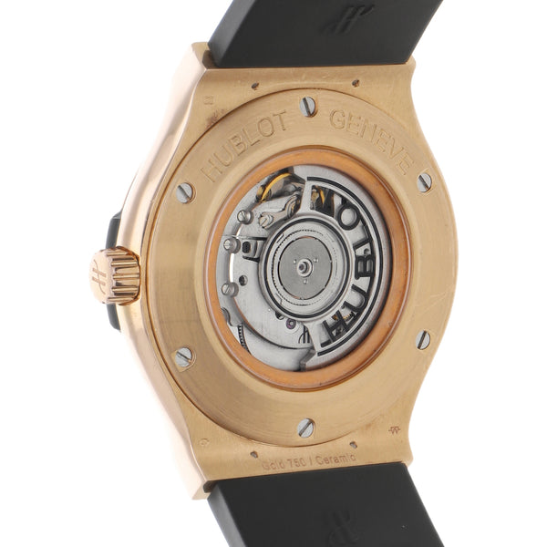 Reloj Hublot Para caballero modelo Classic Fusion King Gold caja y broche en oro rosa 18 kilates.