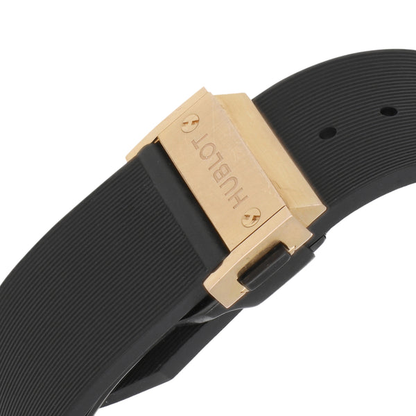 Reloj Hublot Para caballero modelo Classic Fusion King Gold caja y broche en oro rosa 18 kilates.