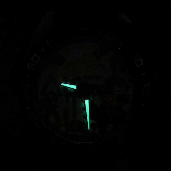 Reloj Tag Heuer para caballero modelo Formula 1 edición Alec Monopoly.