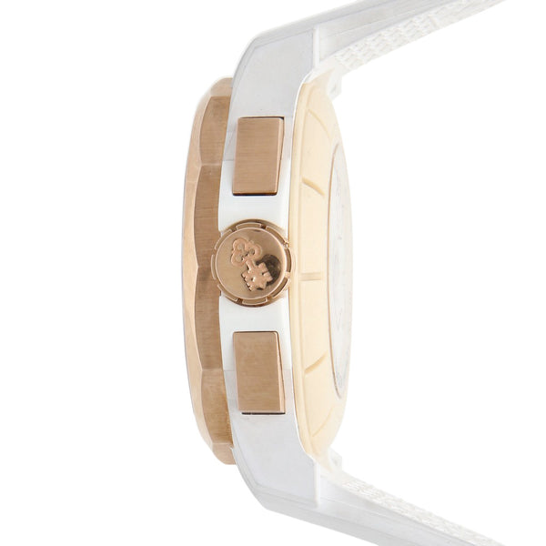 Reloj Corum para caballero modelo Admiral's Cup Challenger 44 Chrono Rubber edición Jalisco vistas en oro rosa 18 kilates.