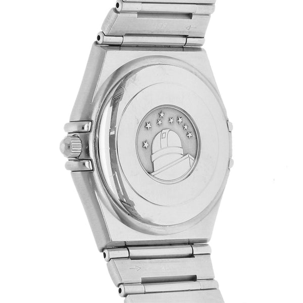 Reloj Omega para caballero modelo Constellation emblema de broche en oro amarillo 18 kilates.