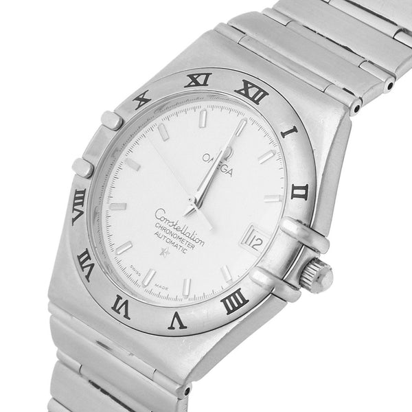 Reloj Omega para caballero modelo Constellation emblema de broche en oro amarillo 18 kilates.